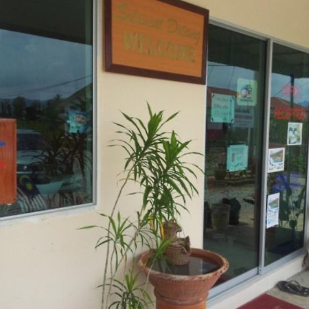 Huda Inn Pantai Cenang  Exterior foto