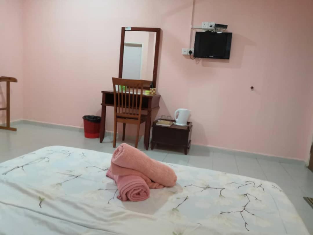 Huda Inn Pantai Cenang  Exterior foto